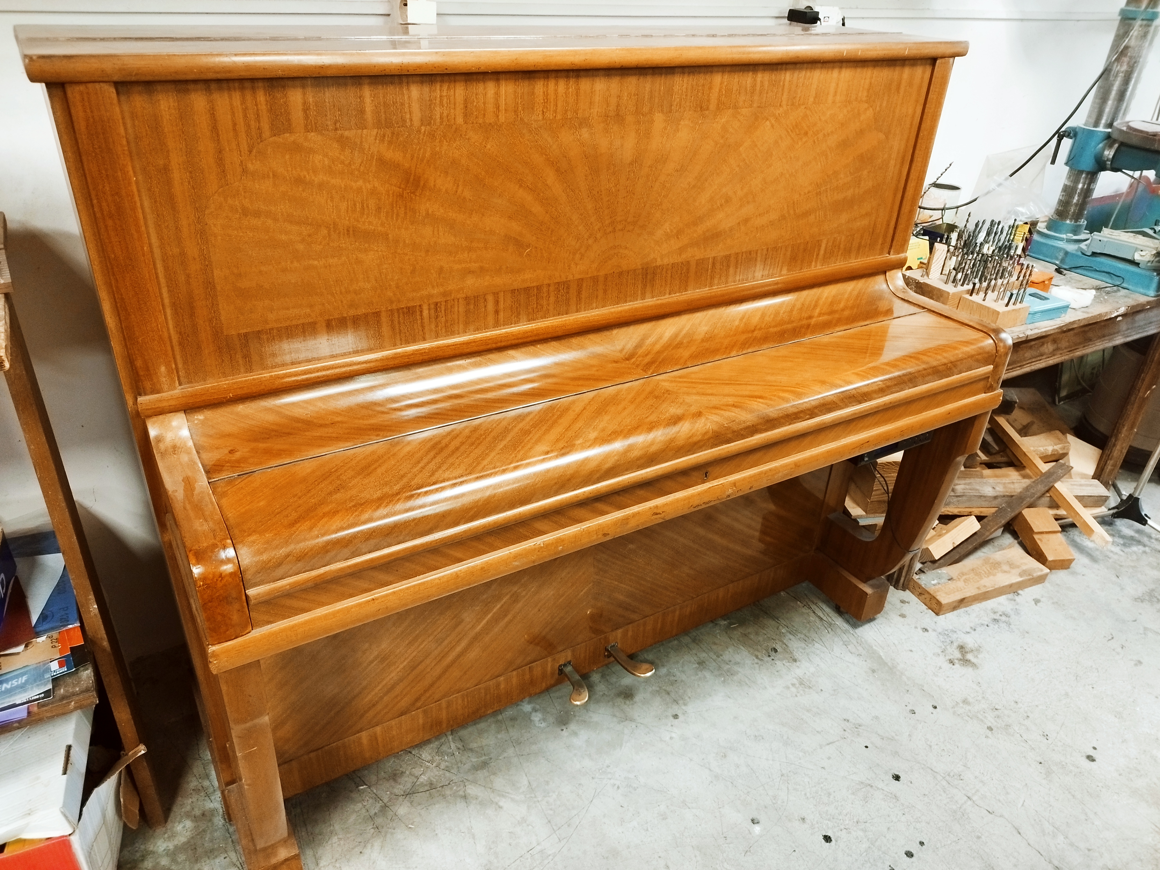 clic pour ouvrir dans un nouvel onglet piano droit Pleyel silencieux à acheter sur Montpellier